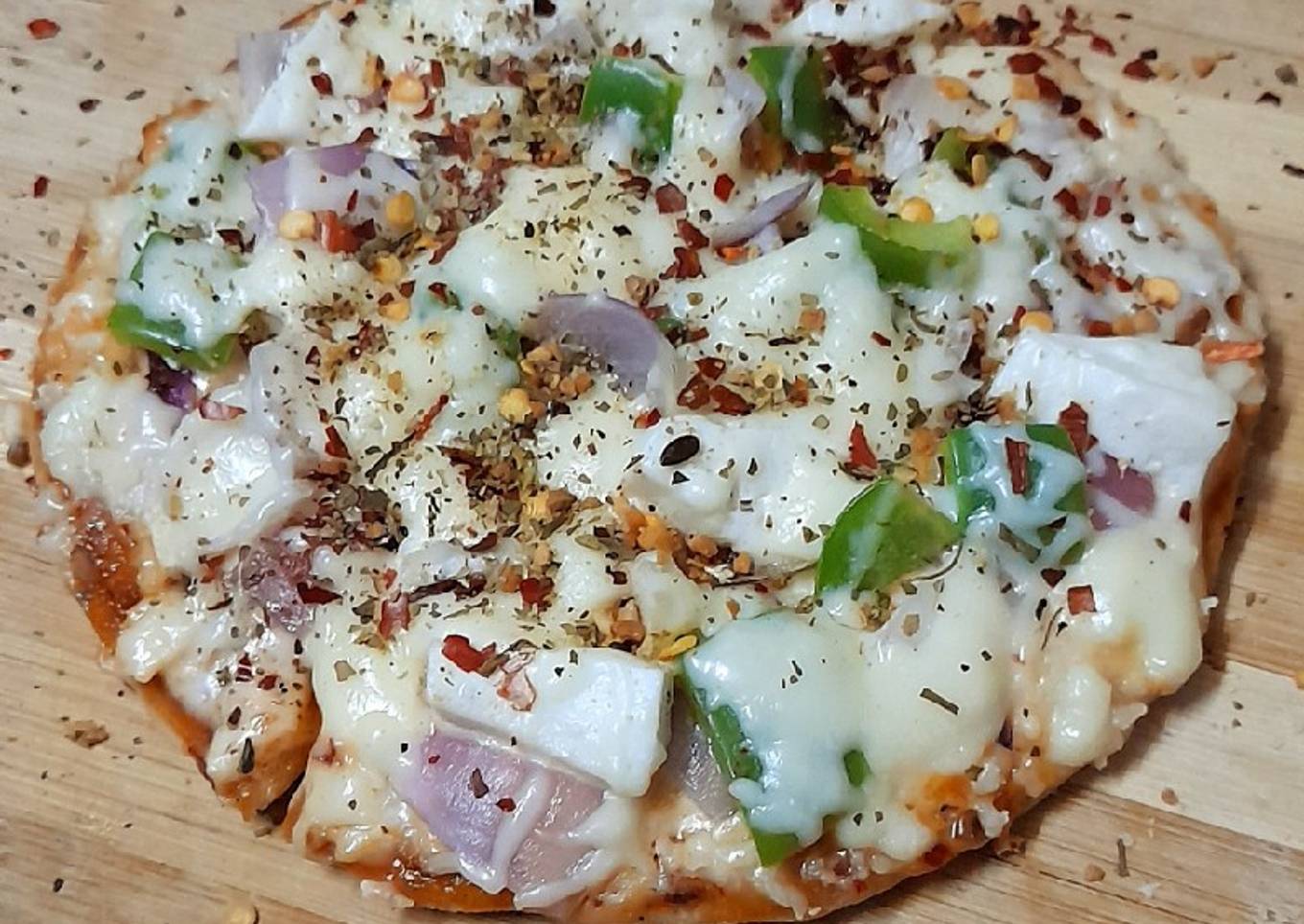 Chessy whole wheat pan pizza