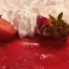 A picture of Strawberry cheesecake.