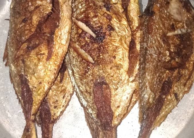Resep Ikan Putihan Goreng Bumbu Kari Oleh Restii Wulandarii Cookpad