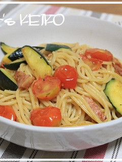A picture of Zucchini and Tomato Consommé Spaghetti.
