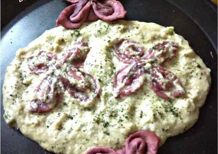 Floating Beetroot Flowers in White Gravy