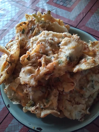 Cara Mudah Membikin Resep Bakwan sayuran kriuk yang Bisa Manjain Lidah Anti Ribet, Mantap