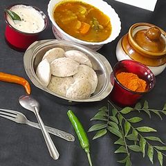 A picture of Idli sambar chutney.