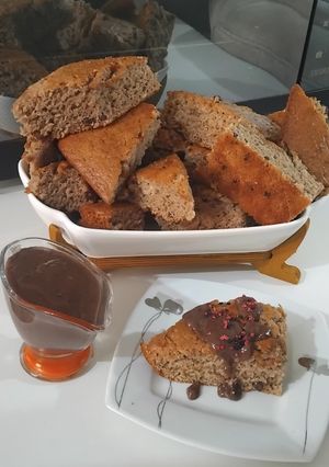 عکسی از دستور کیک شکلاتی کشمشی