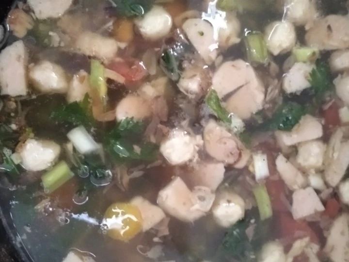 Langkah Gampang Membikin Resep Sayur sop pentol yang Uenak Anti Ribet, Lezat