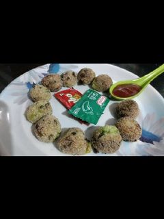 आलू करेला छिलका कटलेट(aloo karela chilka cutlet recipe in hindi) रेसिपी मुख्य फोटो