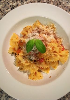 Olasz paradicsomos tészta parmezánnal recept fotója