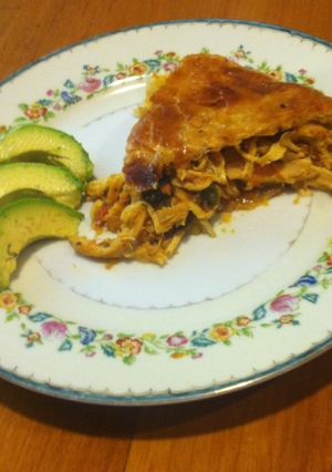 A picture of Meat and/or Chicken Pie.