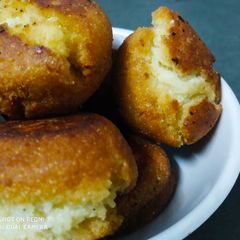A picture of Muttaikose cake.