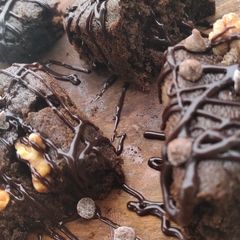A picture of Pinku panda Whole wheat fudge walnut chocolate brownies.