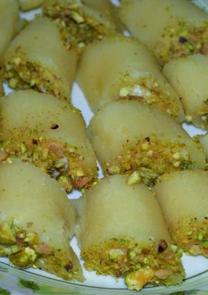 Una foto de Halawa al yubn حلاوة الجبن (Dulce de queso)
