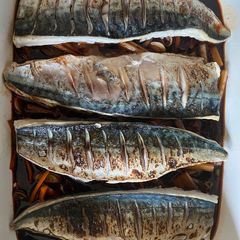 A picture of Omikuji Mackerel soused in Nanban.