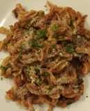 Pasta tornillo con champiñones