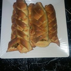 A picture of Chicken bread.