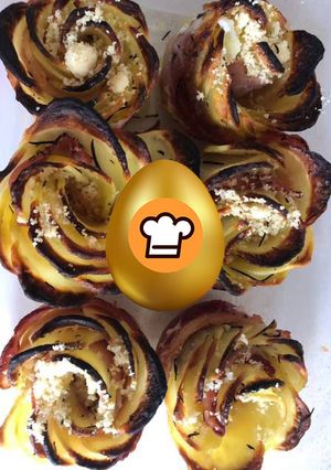 A picture of Potato and Bacon Roses.