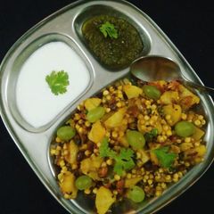 A picture of Sabudaana khichdi.