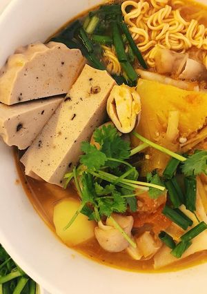 Hình của món Mì Thái Chua Cay.