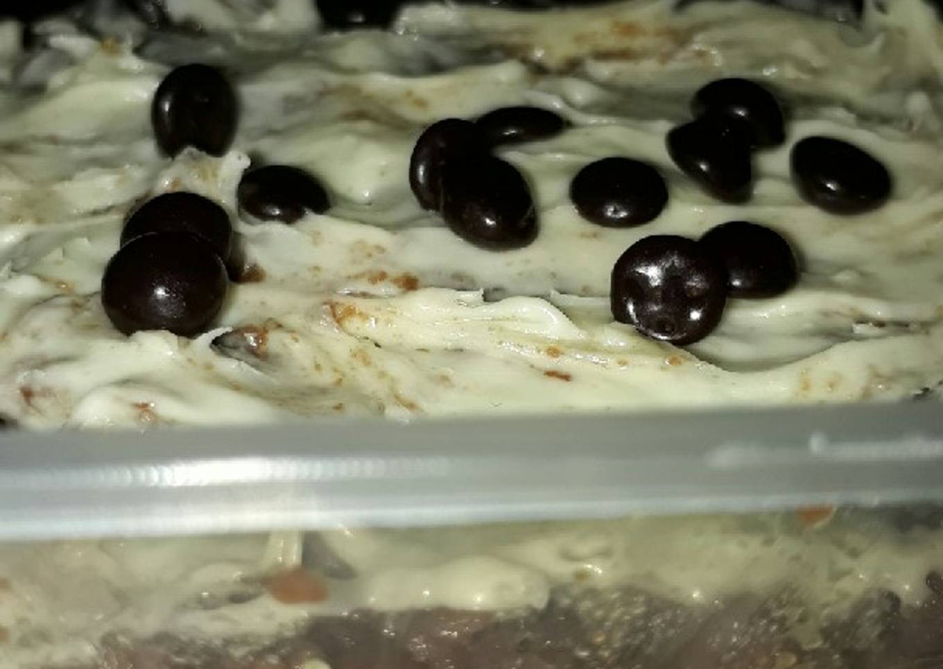Kue kaleng lumer