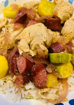 A picture of One Pot Chicken and Veggies.
