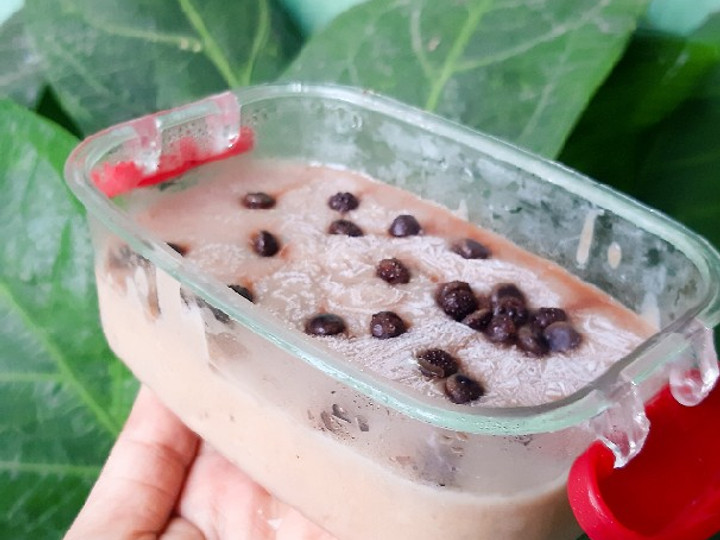Standar Resep bikin Vegan ice cream with choco chip  sesuai selera
