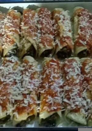 Una foto de Canelones de carne y espinaca