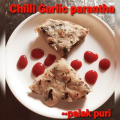 A picture of Chilli Garlic paratha.