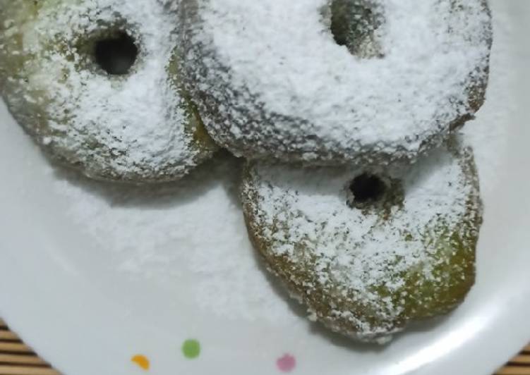 Donat kentang pandan