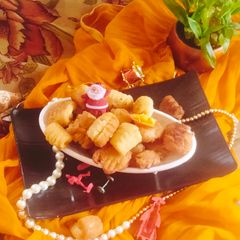 A picture of Christmas sweet kulkul kalakala snacks recipe.