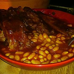 Tex's Easy Bourbon BBQ Ribs & Beans 🐷🍷 A picture of Tex's Easy Bourbon BBQ Ribs & Beans 🐷🍷.