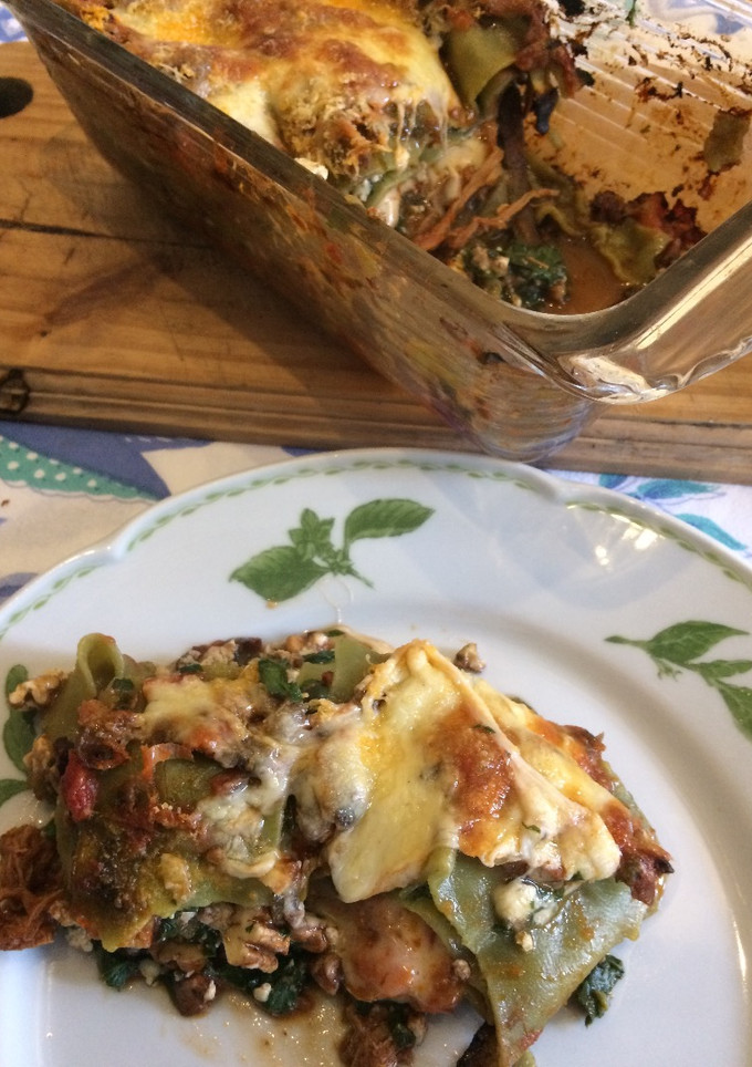 Una foto de Plato único: Lasagna carne, verdura y lácteos