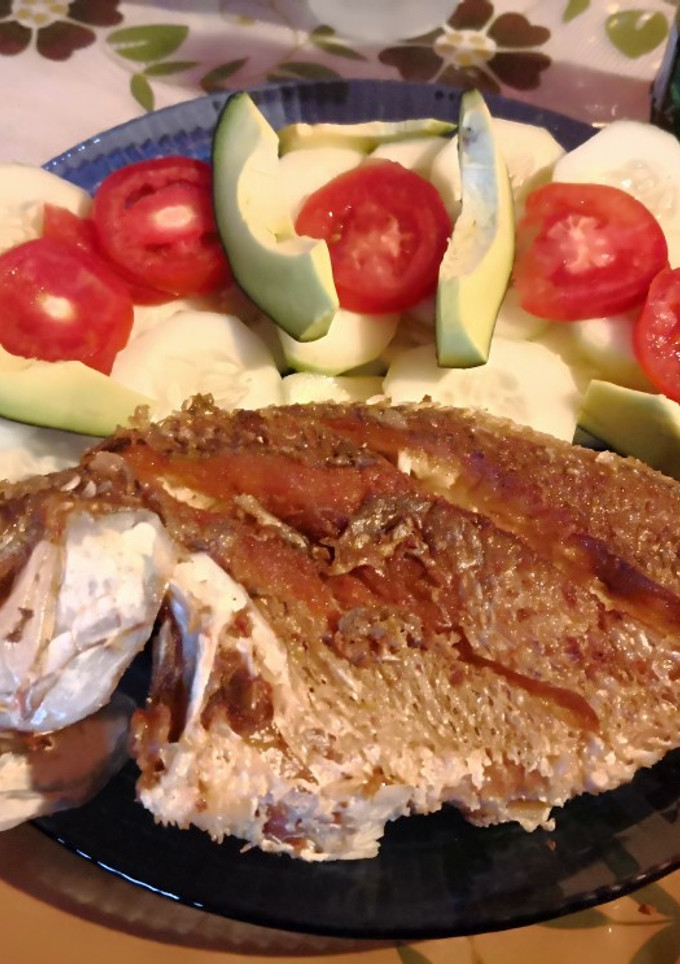 Una foto de Mojarra frita