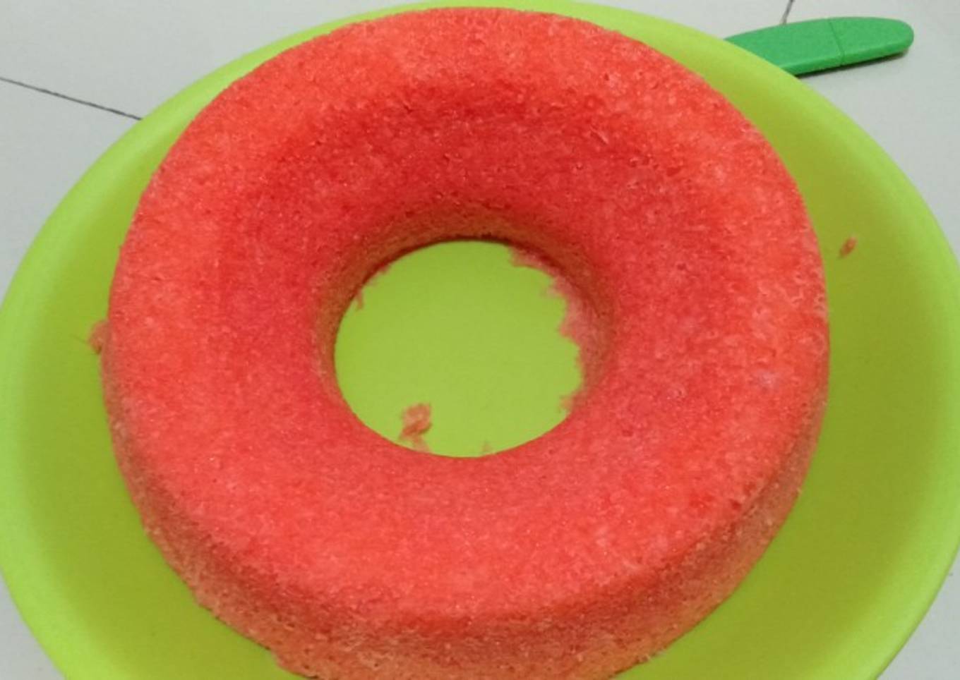 Kue bolu kukus menul menul