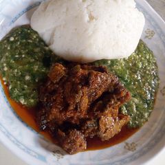 A picture of Tuwo da miyar kubewa/okro.