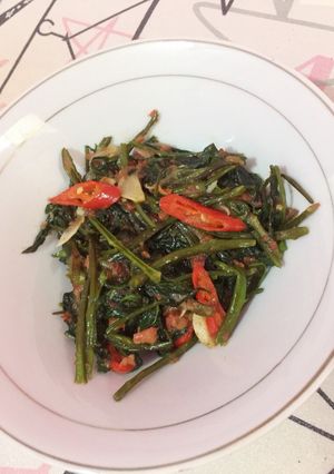 Foto resep Cah Kangkung Kornet