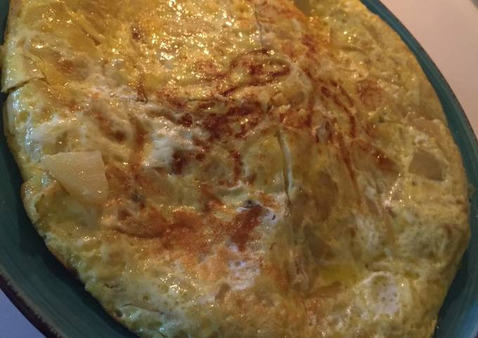 Steps to Prepare Ultimate Spanish Omelet