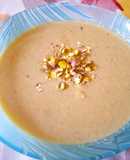 Crema de espárragos y pistachos
