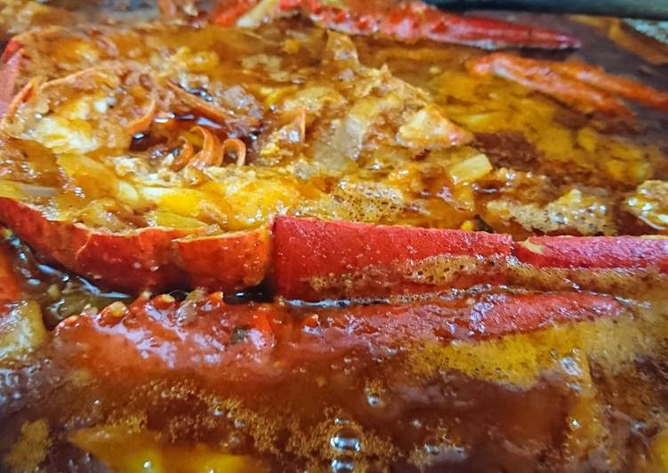 Cara Gampang Menyiapkan Lobster Saos Padang yang Lezat
