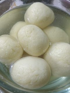 ক্লাসিক রসগোল্লা(classic rasogolla recipe in Bengali) রেসিপির প্রধান ছবি