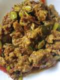 หมูผัดพริกแกงใต้ใส่ลูกเหรียง