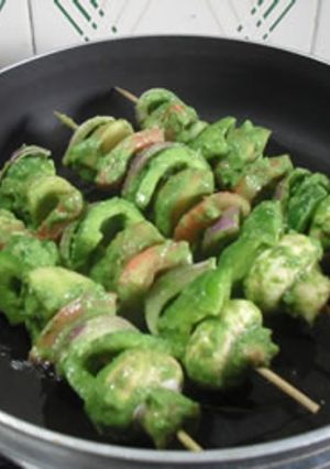 A picture of Mushroom Chicken Kebabs.