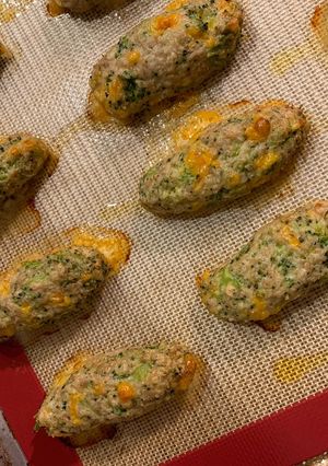 Une photo de "Doigts de poulet" version maison