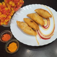 A picture of Dry Fruits Gujiya.