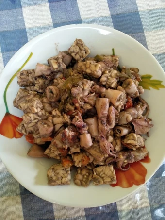 Cara Mudah Membuat Resep  Tumis Tempe Cumi Asin yang Enak, Bisa Manjain Lidah