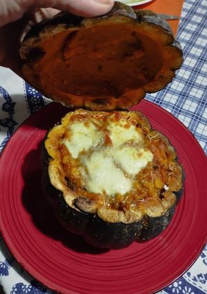 Una foto de Cabutia relleno con carne vacuna y más