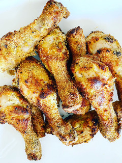 Una foto de Pollo estilo kfc keto - en freidora de aire