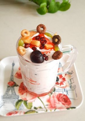 ફ્રૂટ ક્રીમ સલાડ (Fruit Cream Salad Recipe In Gujarati) રેસીપી મુખ્ય ફોટો