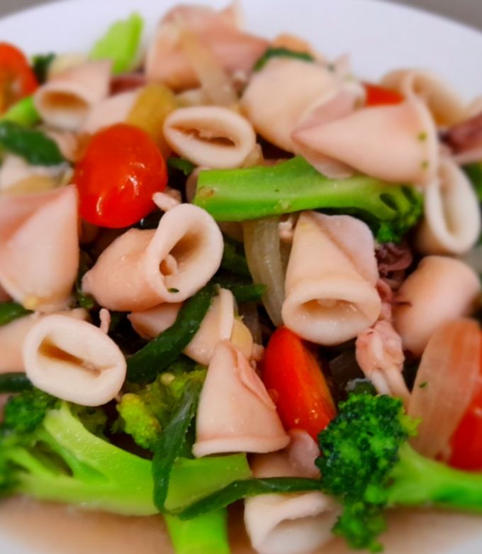 Foto resep Tumis Cumi Brokoli