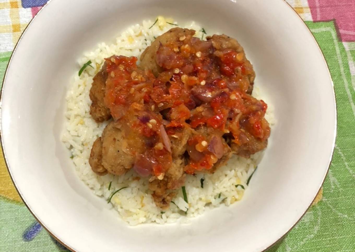 Nasi Daun Jeruk & Ayam Goreng Krispi + Sambal Korek