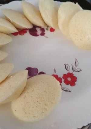 A picture of Rava IDLI.