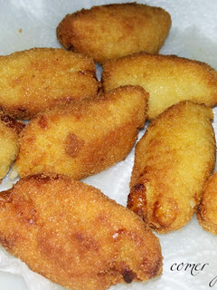 Una foto de Croquetas de tres quesos